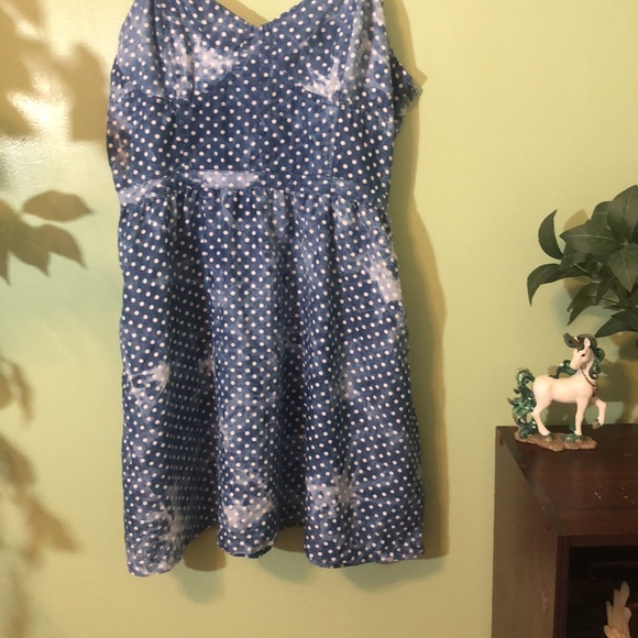 Dot’s Denim Acid Wash Dress - Picture 5 of 9